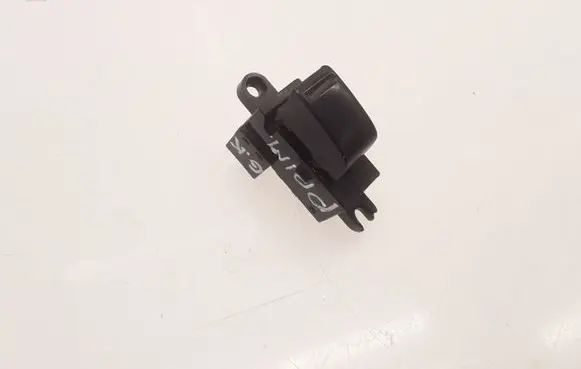 Nissan Primera Electric window control switch 25411AV600