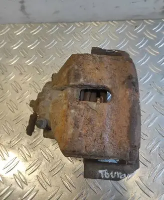 Volkswagen Touran I Front brake caliper