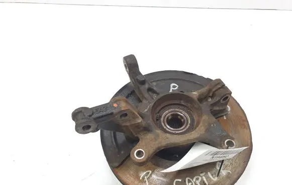 Renault Captur Front wheel hub spindle knuckle