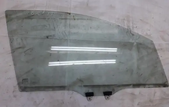Honda Jazz Front door window glass four-door