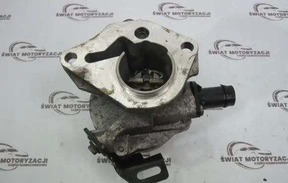 Nissan e-NV200 Vacuum pump K9K636