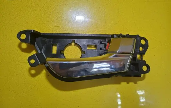 Hyundai Veloster Rear door interior handle 826232V000