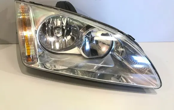 Ford Focus Headlight/headlamp 4M5113W029AF