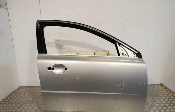Volvo S80 Front door