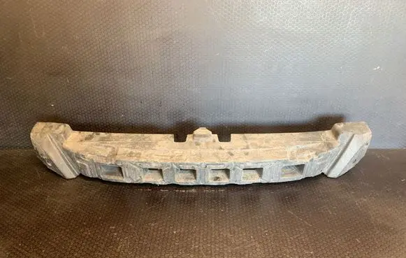 Front bumper foam support bar