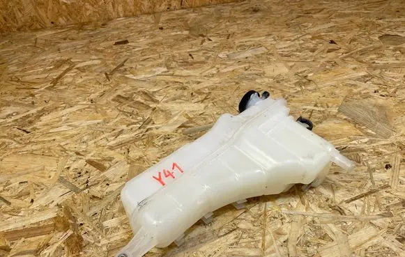 Toyota Land Cruiser (J150) Coolant expansion tank/reservoir 