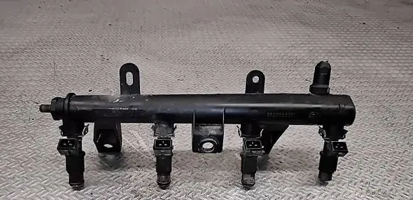 Citroen Berlingo Fuel injectors set 9655833580 01F002A