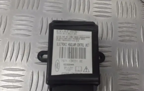 Ford Mondeo MK IV Light module LCM 7S71-13K031-BE