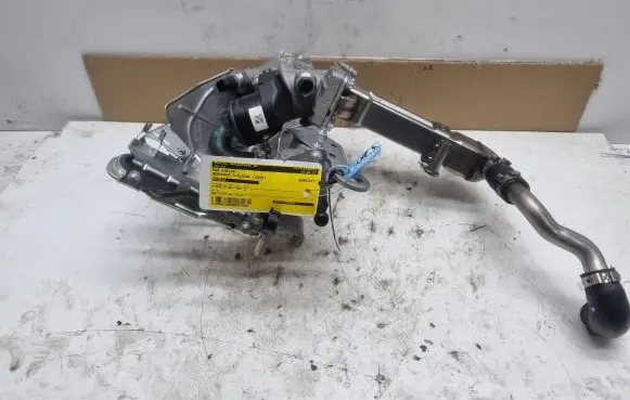 Mercedes-Benz A W176 EGR valve cooler A2741420000