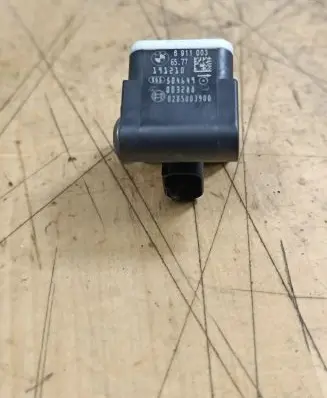 BMW X5 E70 Airbag deployment crash/impact sensor 6911003