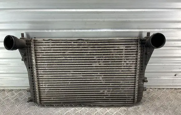 Volkswagen PASSAT B6 Intercooler radiator 3C0145805R 3C0145805B