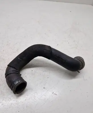 Opel Zafira B Engine coolant pipe/hose 13117572 565453722