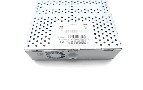 Mercedes-Benz C W205 Radio/CD/DVD/GPS head unit A2229008911 A2228203389 A2229027009