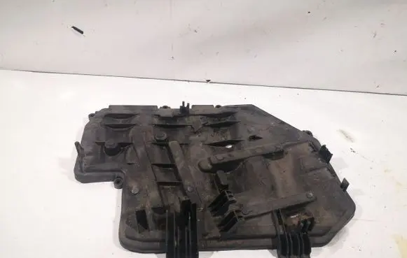 Audi A6 S6 C6 4F Fuse box cover 4F1907614