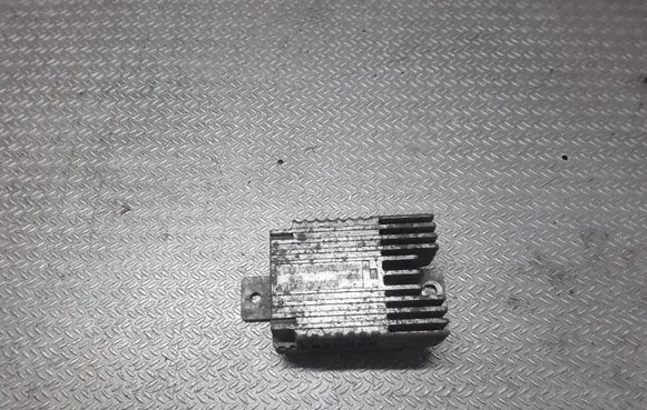 Mercedes-Benz A W168 Coolant fan relay A2075458032