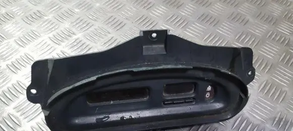 Renault Scenic I Screen/display/small screen 7700413529