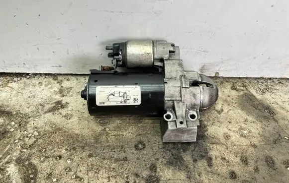 BMW 5 F10 F11 Starter motor 8515900
