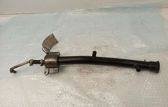 Jaguar XJS Oil fill pipe 