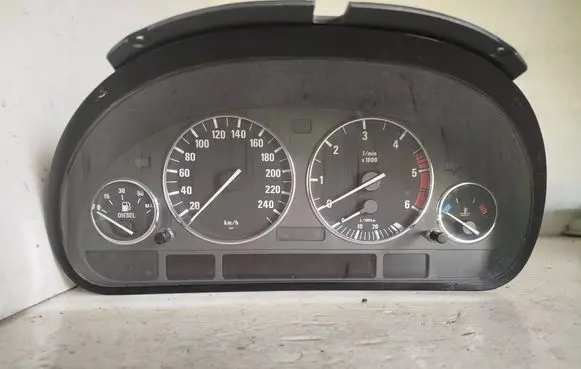 BMW 5 E39 Speedometer (instrument cluster) 1100087848 62116906998