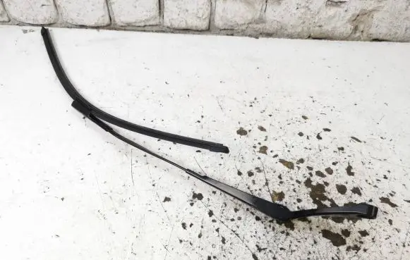 Audi A3 S3 8V Windshield/front glass wiper blade 8V1955407C