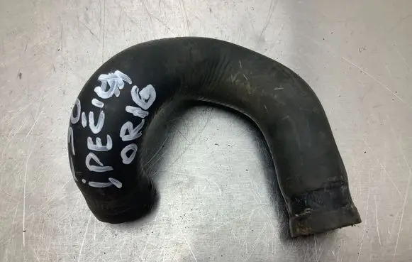 BMW 3 E30 Coolant pipe/hose 64211374911