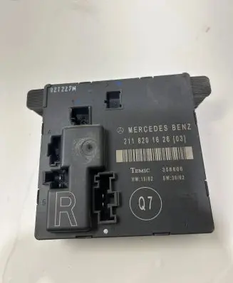 Mercedes-Benz E W211 Door control unit/module 2118201626 356806