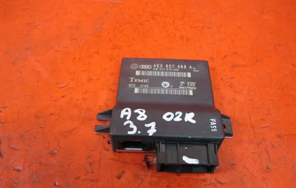 Audi A8 S8 D3 4E Gateway control module 4E0907468A