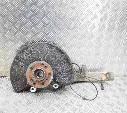 Front wheel hub