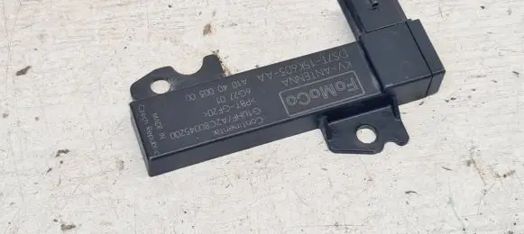 Ford Focus ST Aerial antenna amplifier DS7T15K603AA A104000300 A2C80045200