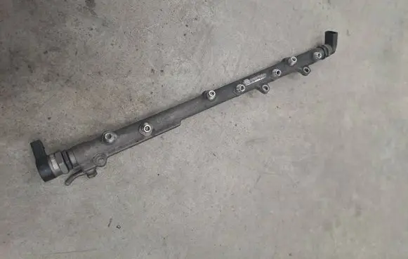 BMW 5 E60 E61 Fuel main line pipe 779551403 080356L 0445216015