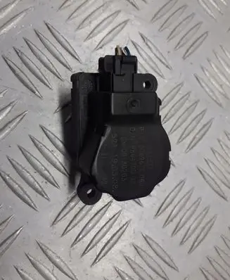 Opel Vectra C A/C air flow flap actuator/motor 09180203