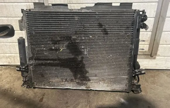 Chrysler 300C Radiator set 55038157AG 83403 3303C
