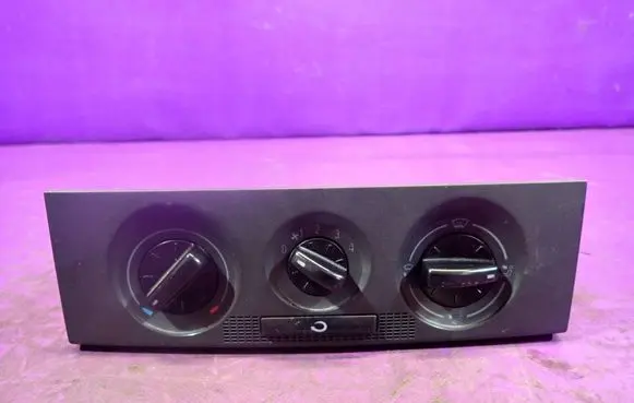 Skoda Fabia Mk1 (6Y) Climate control unit 