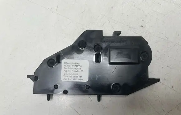 BMW X5 E70 Glove box lock 9177780 J235635000