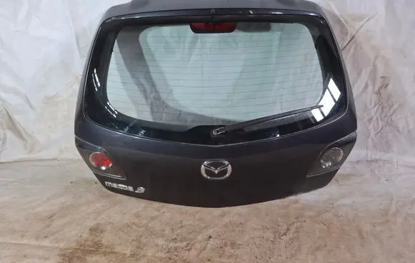 Mazda 3 I Tailgate/trunk/boot lid