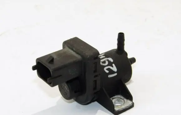 Fiat 500L Turbo solenoid valve 55204916