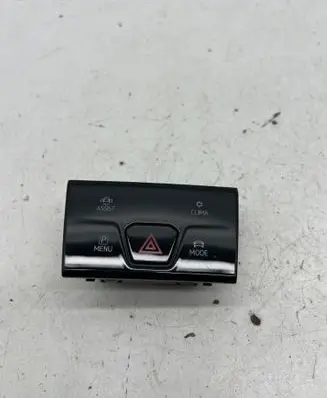 Volkswagen Golf VIII Hazard light switch 5H0925200K 10506439050007
