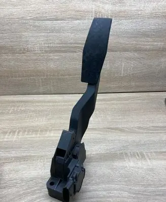 Opel Zafira A Accelerator throttle pedal 90581208 0281002298