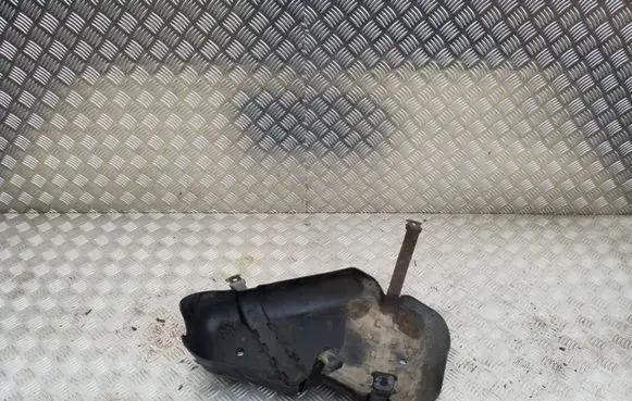Volkswagen Touareg I Rear underbody cover/under tray 