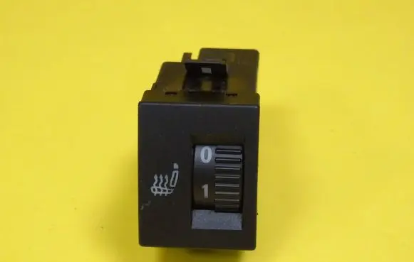 Volkswagen Polo Seat heating switch 6Q0963563
