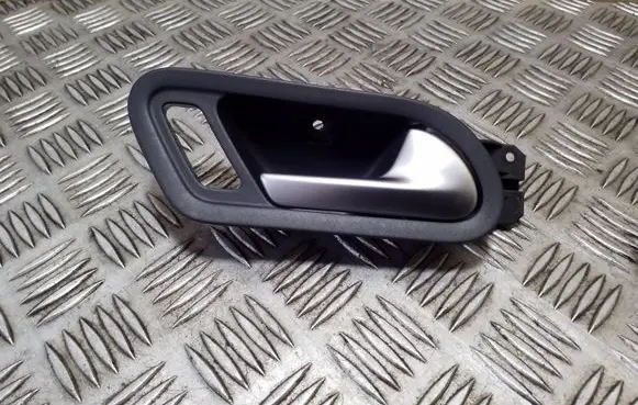 Volkswagen Eos Front door interior handle 1Q2837114