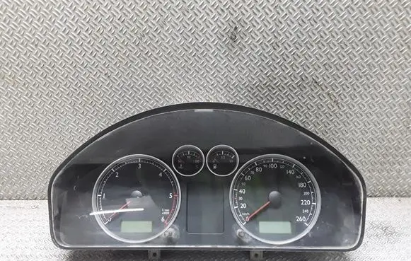 Volkswagen Sharan Speedometer (instrument cluster) 7M3920800H
