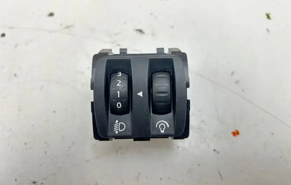 Renault Clio IV Headlight level height control switch 251900567R