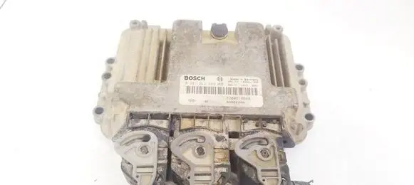 Suzuki Grand Vitara II Engine control unit/module 8200518648 0281012569