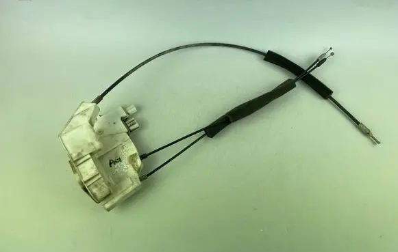 Subaru Legacy Rear door lock