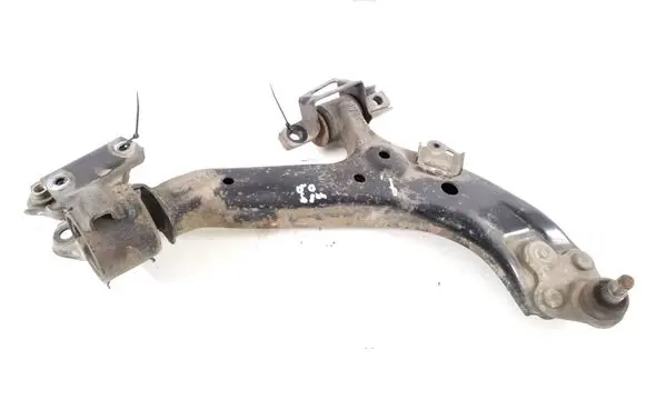 Honda CR-V Front lower control arm/wishbone