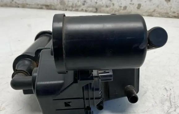 Volvo S60 Active carbon filter fuel vapour canister 31478242