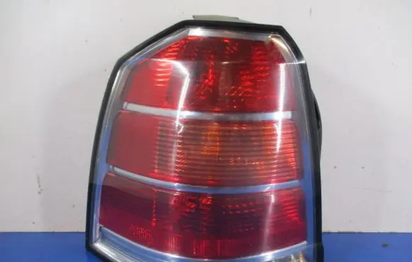 Opel Zafira B Rear/tail lights 24451841
