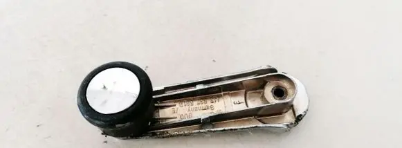 Audi A4 S4 B5 8D Front door window winding handle 443837581D