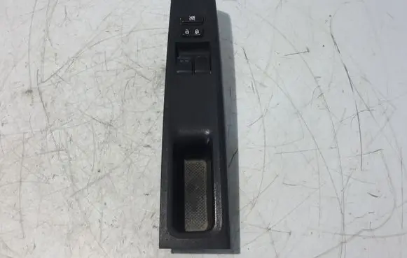 Toyota Yaris Electric window control switch 742320D330